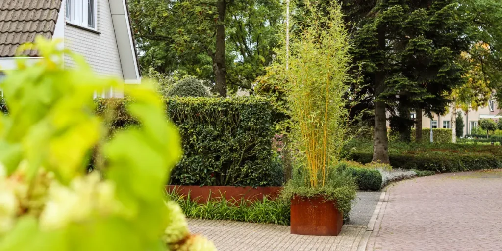 OUTGARD cortenstalen plantenbak